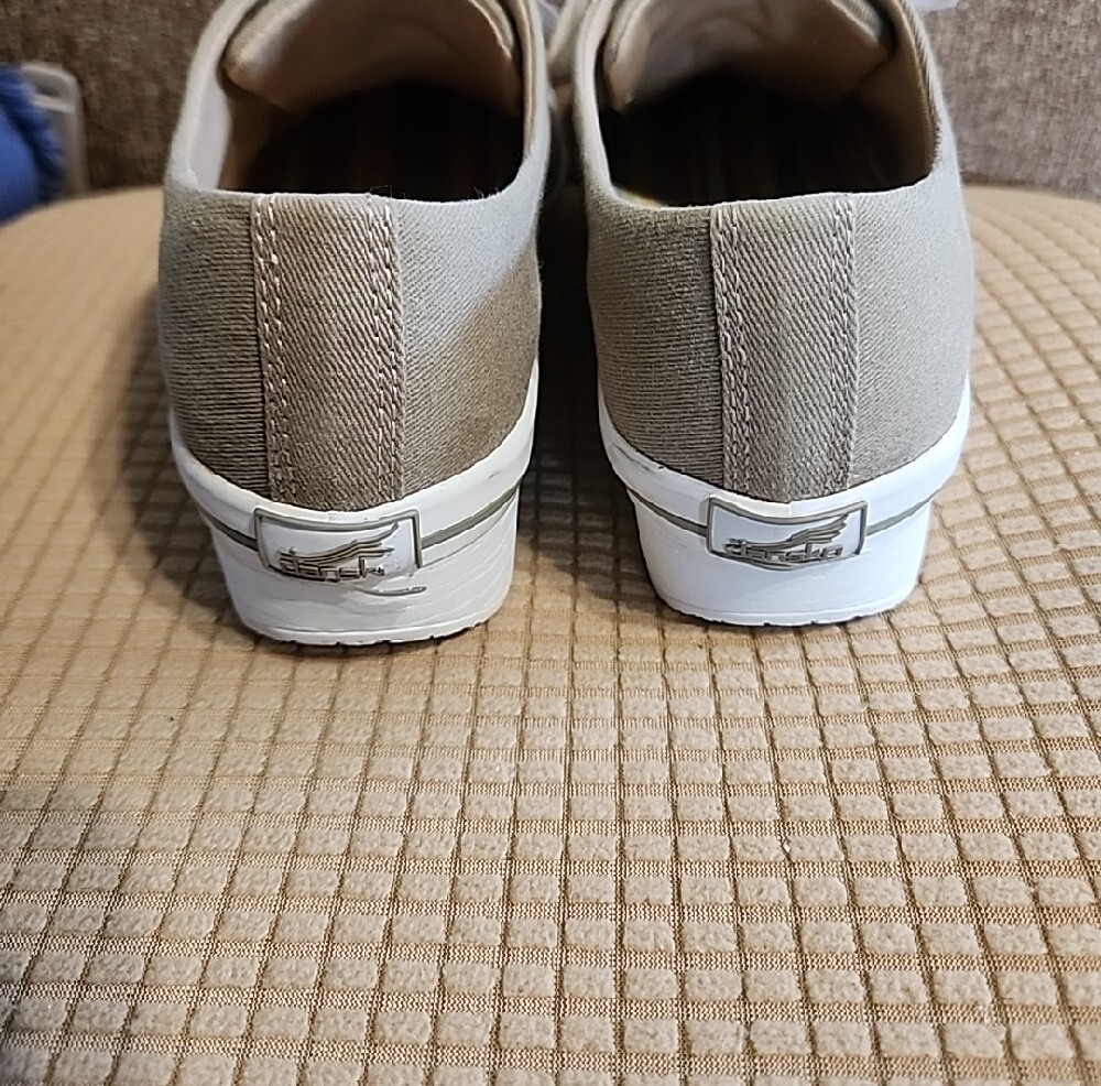 DANSKO Canvas Lace-Up Sneakers in Light Taupe size 36 - Picture 4 of 8